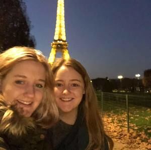 Meet your Posher, Caitlin